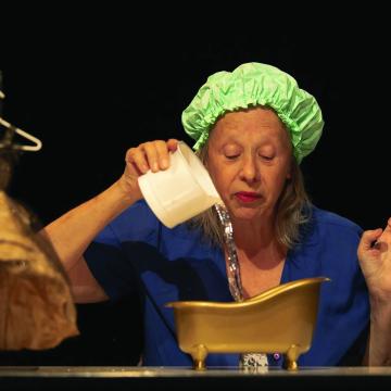 Agnès Limbos
