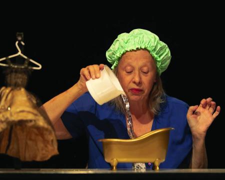 Agnès Limbos